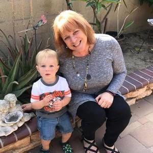 Meet your Posher, Lori